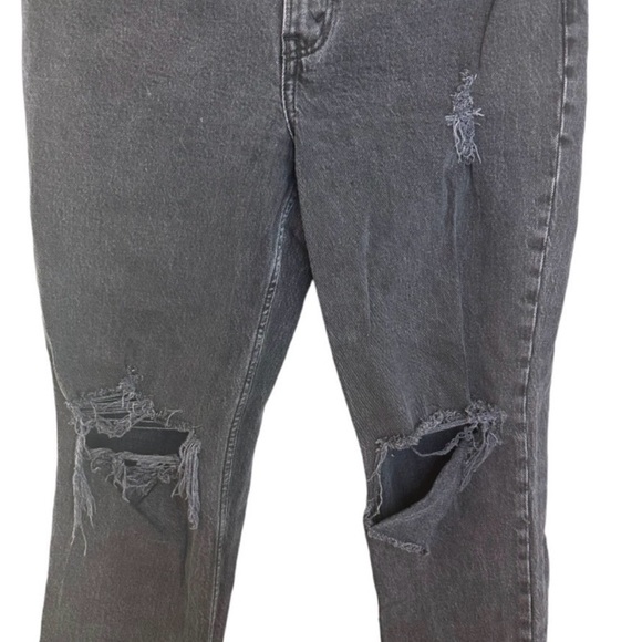 Abercrombie & Fitch 90’s Straight Ultra High Rise Distressed Black Jeans - Picture 4 of 5